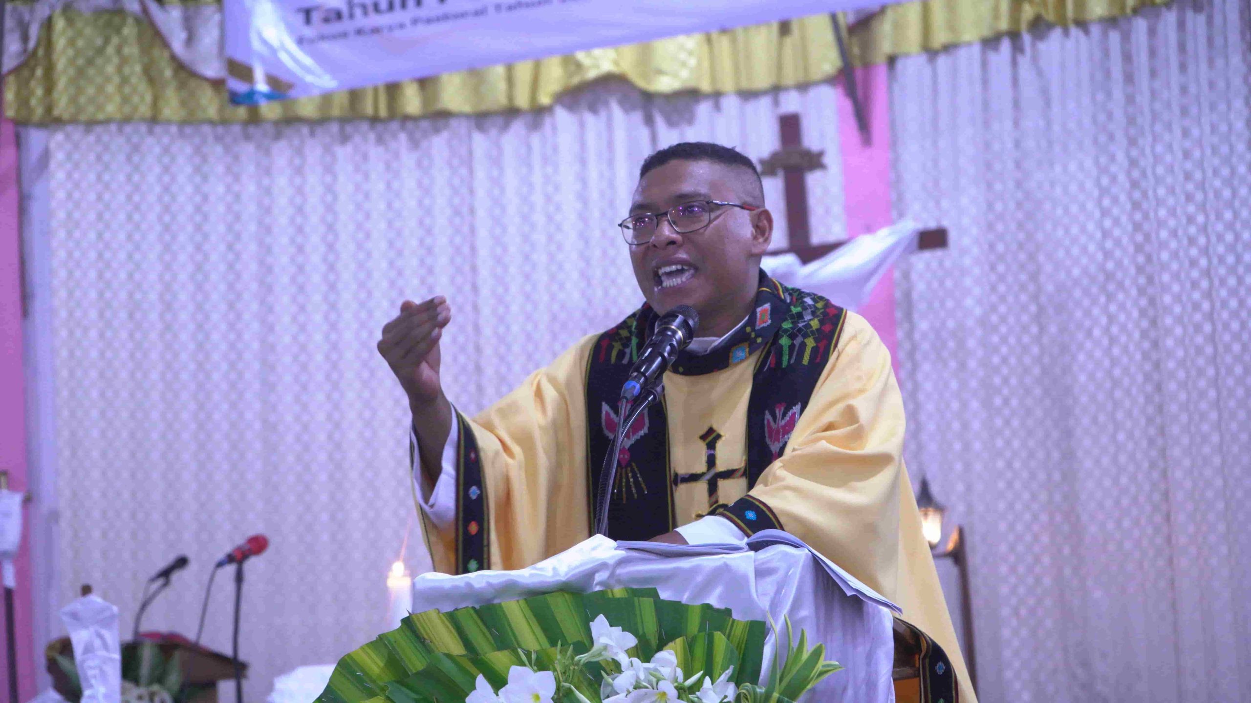 renungan iman gereja katolik merombok scaled