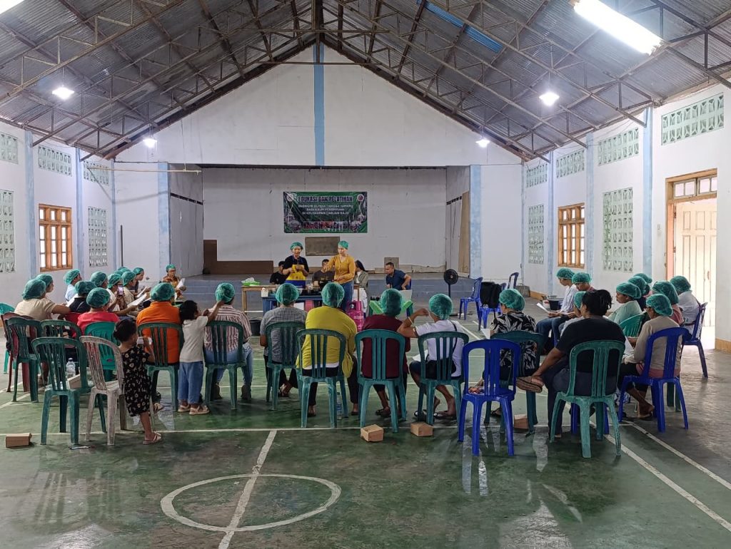 Bangun Kemandirian Perempuan Paroki Merombok Gelar Pelatihan UMKM bagi Utusan KBG Bangun Kemandirian Perempuan Paroki Merombok Gelar Pelatihan UMKM bagi Utusan KBG